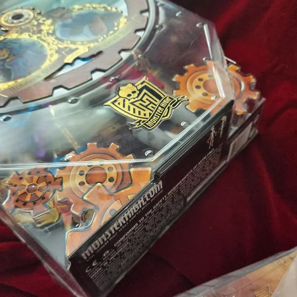 Monster High SDCC Robecca and Hexiciah Steam (2016) - New in Box - Picture 5 of 9